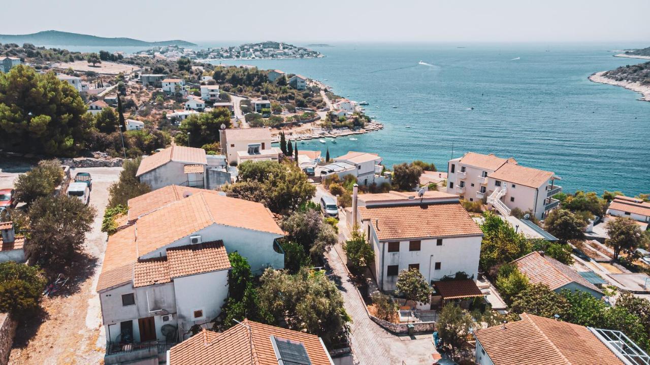 Fully Renovated One Bedroom Apartment With A Seaview - A Sevid Exterior foto